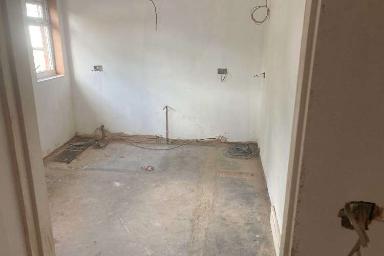 image insert services two